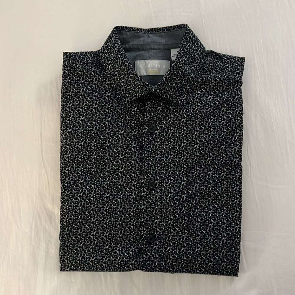 Claiborne Men’s Slim Fit Stretch Shirt, Medium, Black and Grey Pattern